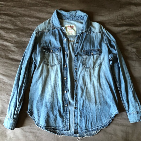 Mossimo Supply Co. Tops - Mossimo Chambray Shirt